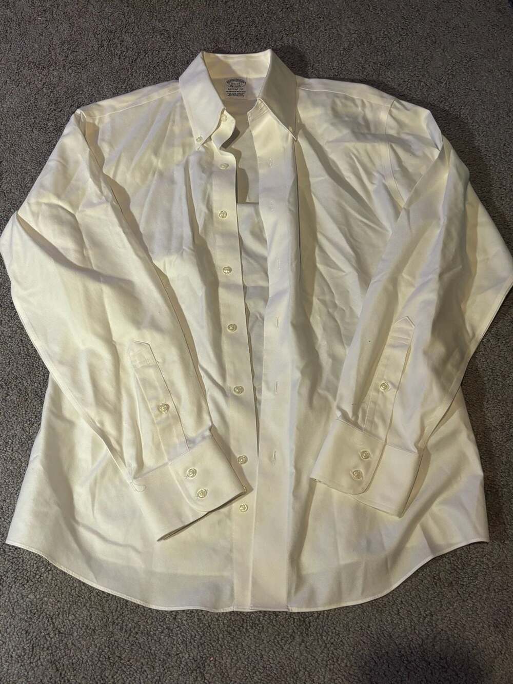 Brooks Brothers Classic Button White Dress Shirt 15 1/2-34
